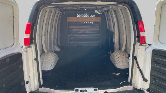 2021 Chevrolet Express Cargo Van RWD 3500 135" - 23009444 - 15