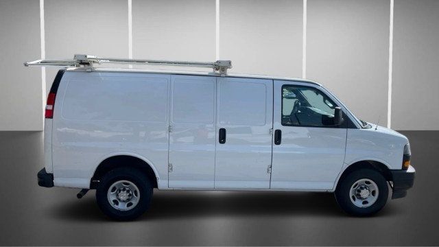 2021 Chevrolet Express Cargo Van RWD 3500 135" - 23009444 - 3