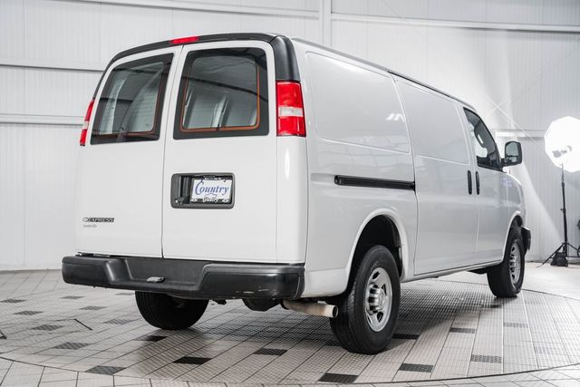 2021 Chevrolet Express Cargo Van RWD 3500 135" - 22414934 - 2
