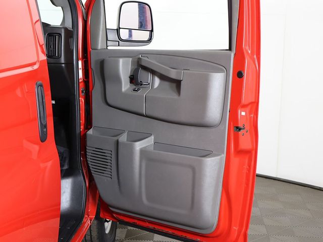 2021 Chevrolet Express Cargo Van RWD 3500 135" - 23007668 - 19