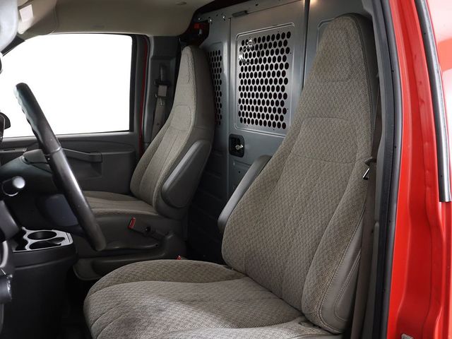 2021 Chevrolet Express Cargo Van RWD 3500 135" - 23007668 - 22