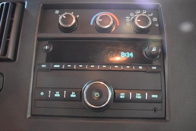 2021 Chevrolet Express Commercial Cutaway 3500 Van 139" - 22964392 - 19