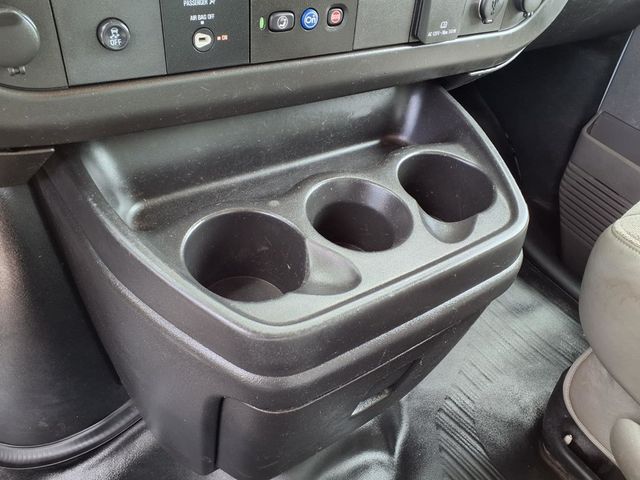 2021 Chevrolet Express Commercial Cutaway 3500 Van 139" - 23033454 - 11