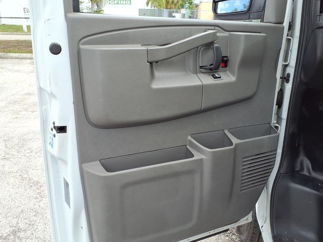 2021 Chevrolet Express Commercial Cutaway 3500 Van 139" - 23033454 - 13