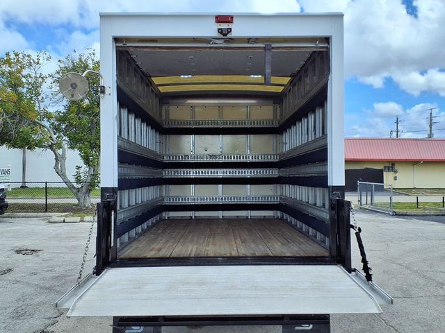 2021 Chevrolet Express Commercial Cutaway 3500 Van 139" - 23033454 - 21