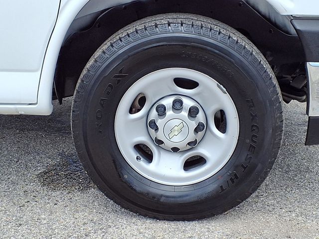2021 Chevrolet Express Commercial Cutaway 3500 Van 139" - 23033454 - 32