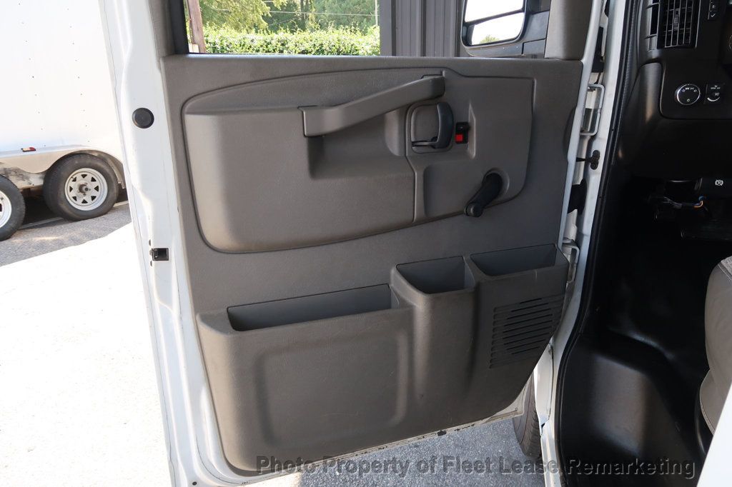 2021 Chevrolet Express Commercial Cutaway Express 3500 12' Box Tommy Liftgate SRW - 23087413 - 12