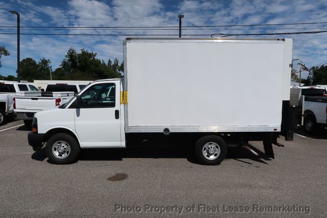 2021 Chevrolet Express Commercial Cutaway Express 3500 12' Box Tommy Liftgate SRW - 23087413 - 1
