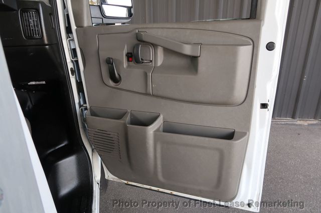 2021 Chevrolet Express Commercial Cutaway Express 3500 12' Box Tommy Liftgate SRW - 23087413 - 22