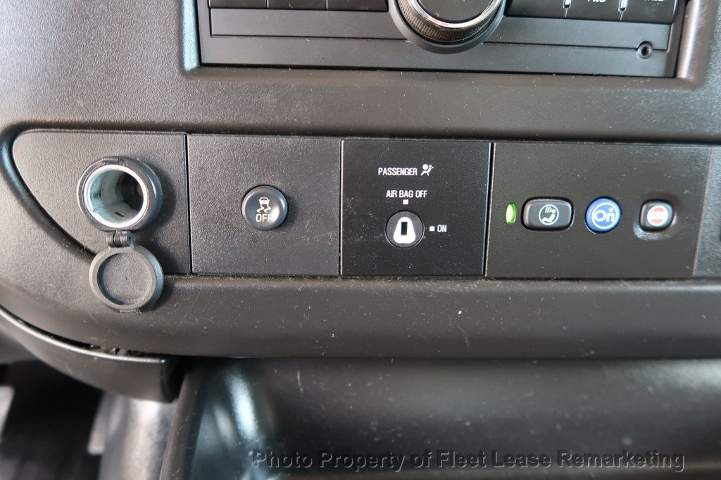 2021 Chevrolet Express Commercial Cutaway Express 3500 12' Box Tommy Liftgate SRW - 23087413 - 27