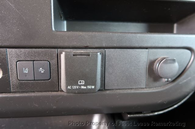 2021 Chevrolet Express Commercial Cutaway Express 3500 12' Box Tommy Liftgate SRW - 23087413 - 28