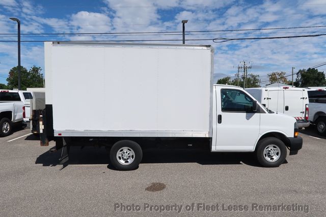 2021 Chevrolet Express Commercial Cutaway Express 3500 12' Box Tommy Liftgate SRW - 23087413 - 5