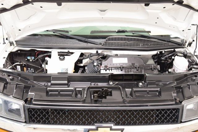 2021 Chevrolet Express Commercial Cutaway EXPRESS 3500 CUTAWAY * 6.6 V8 * KNAPHEIDE KUV * 1 OWNER - 22928883 - 16