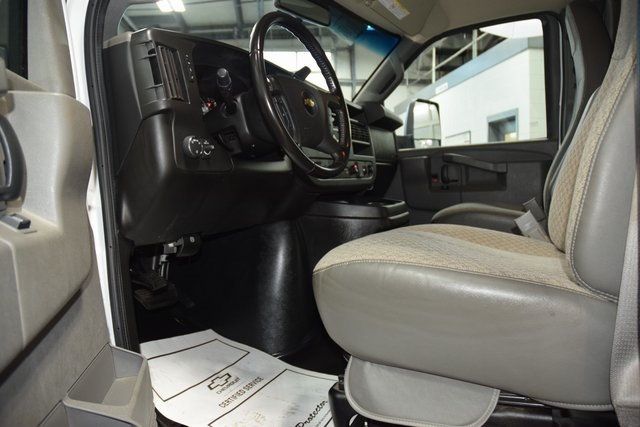 2021 Chevrolet Express Commercial Cutaway EXPRESS 3500 CUTAWAY * 6.6 V8 * KNAPHEIDE KUV * 1 OWNER - 22928883 - 27