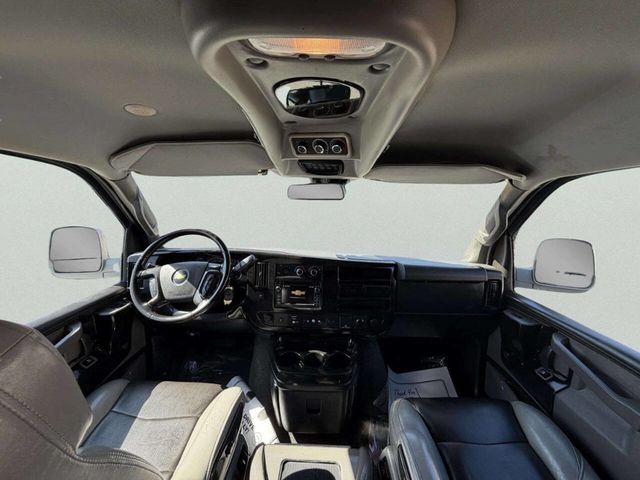 2021 Chevrolet Express Passenger RWD 2500 135" LS - 22992726 - 25