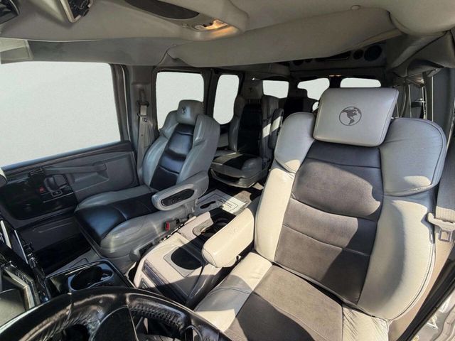 2021 Chevrolet Express Passenger RWD 2500 135" LS - 22992726 - 31