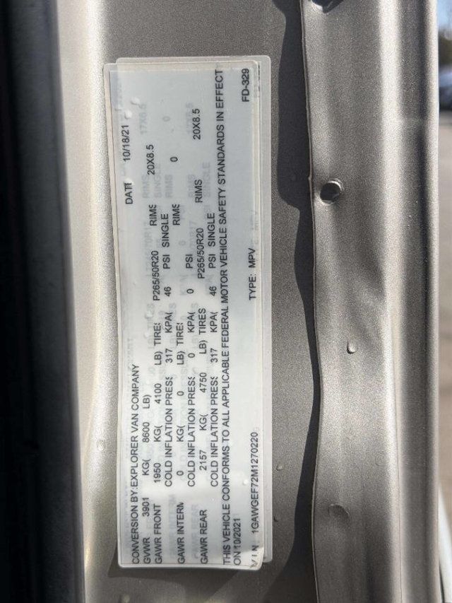 2021 Chevrolet Express Passenger RWD 2500 135" LS - 22992726 - 32