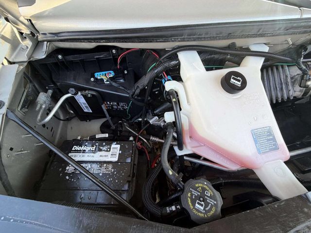 2021 Chevrolet Express Passenger RWD 2500 135" LS - 22992726 - 36