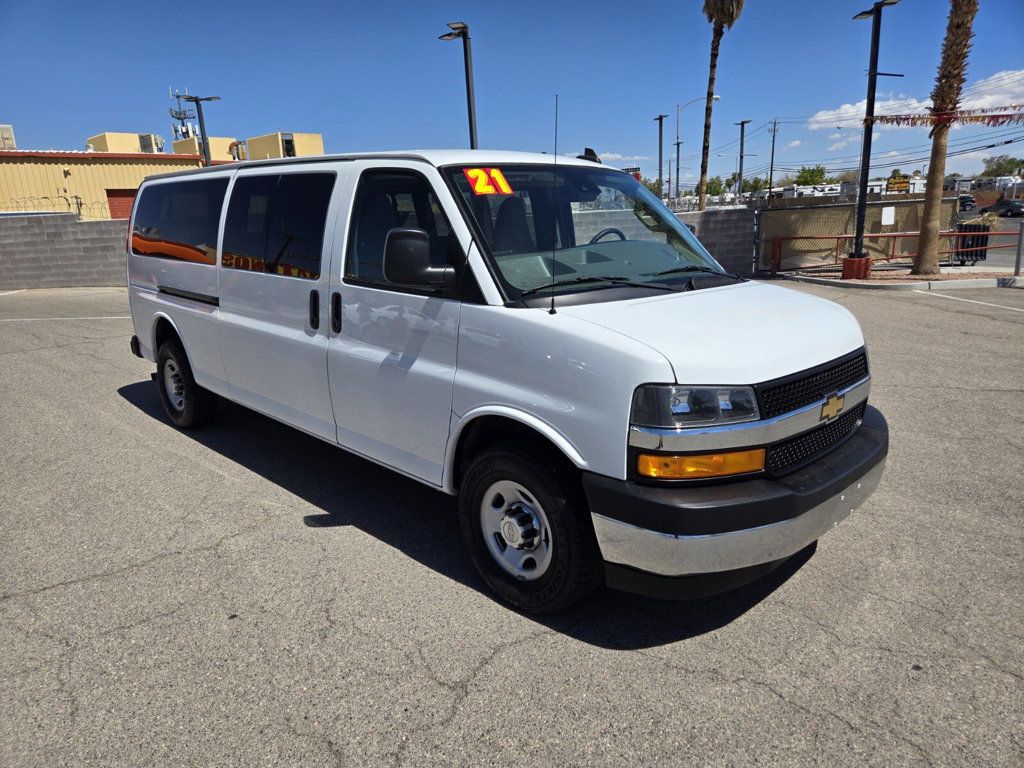 2021 Chevrolet Express Passenger RWD 3500 155" LT - 22930692 - 2