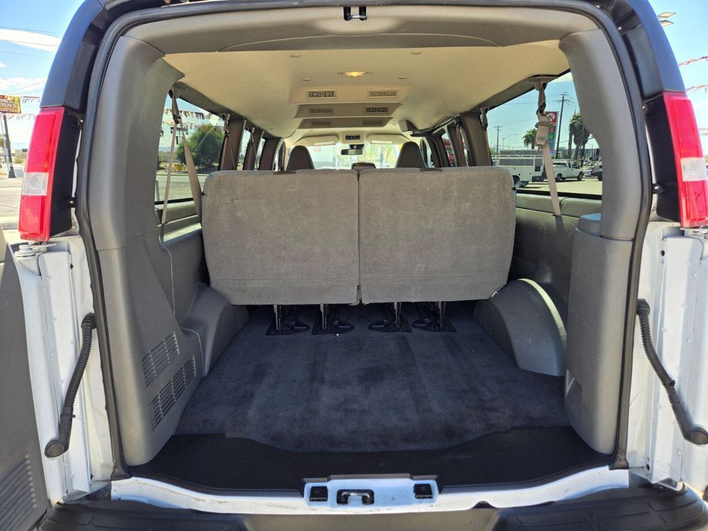 2021 Chevrolet Express Passenger RWD 3500 155" LT - 22930692 - 7