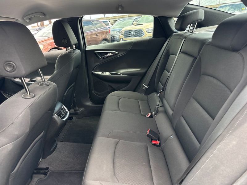 2021 Chevrolet Malibu 4dr Sedan LT - 23034076 - 14