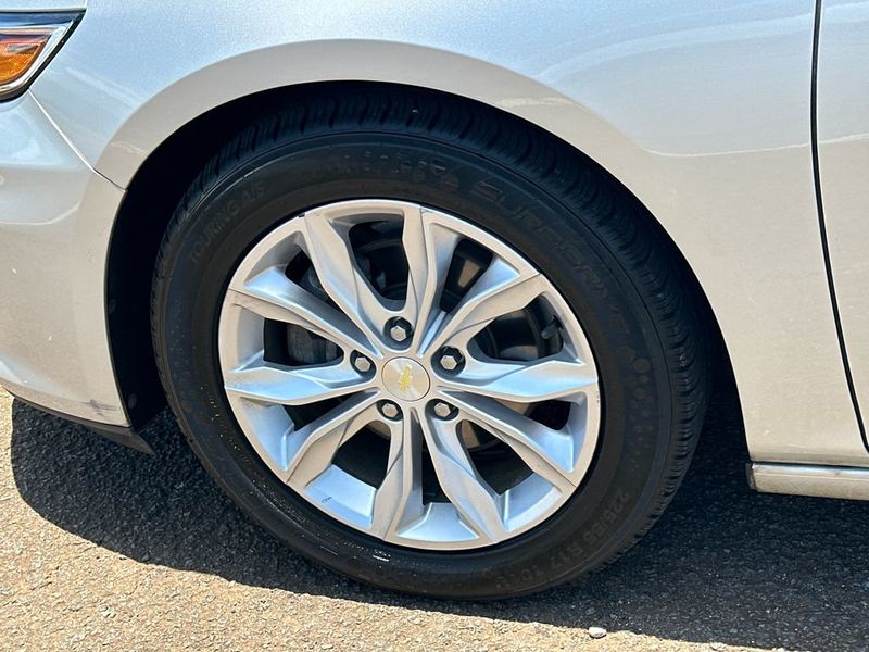 2021 Chevrolet Malibu 4dr Sedan LT - 23035027 - 11