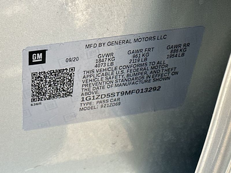 2021 Chevrolet Malibu 4dr Sedan LT - 23035027 - 21