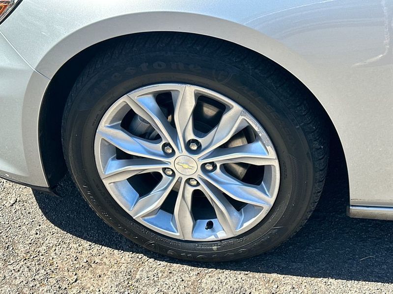 2021 Chevrolet Malibu 4dr Sedan LT - 23041778 - 11