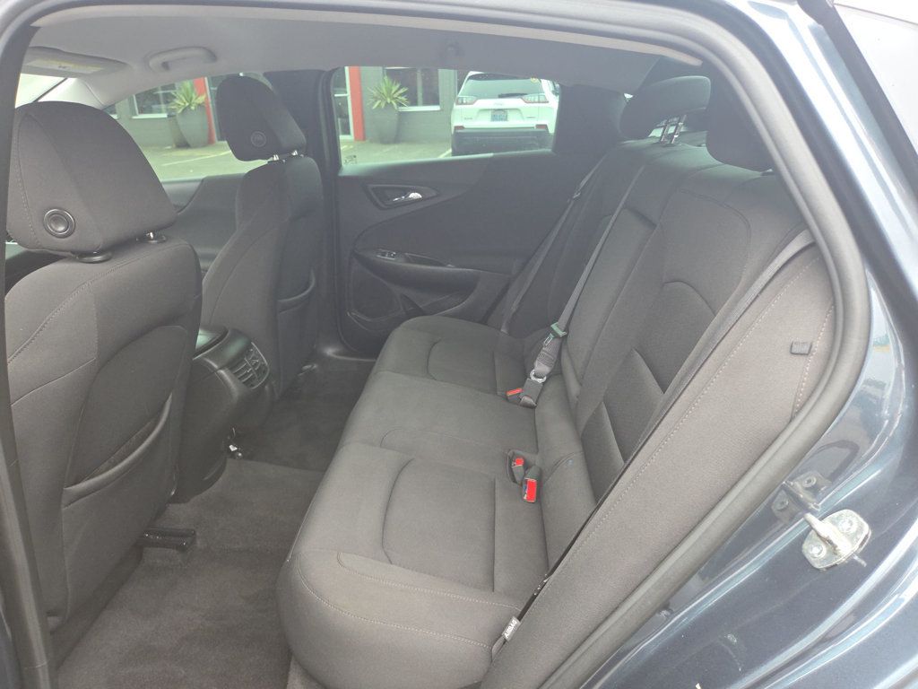 Chevrolet Malibu photo 10