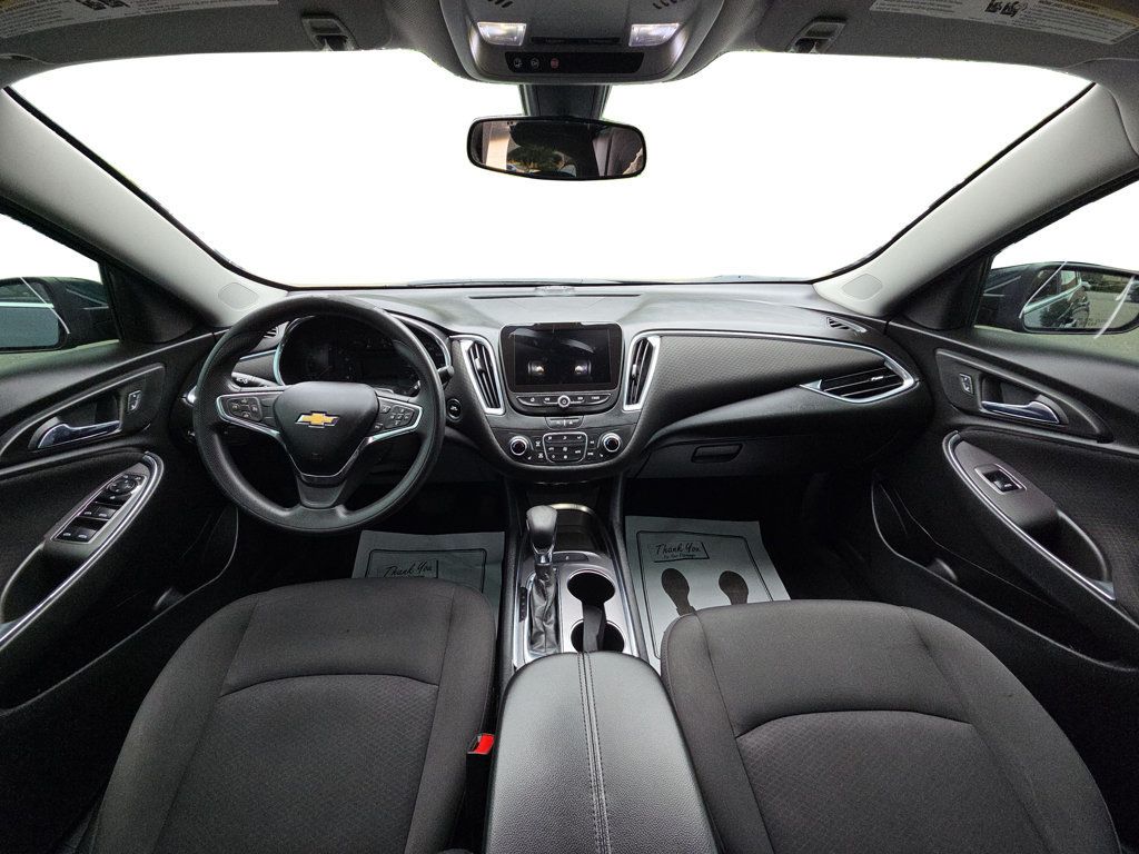 Chevrolet Malibu photo 12