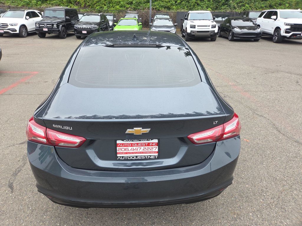 Chevrolet Malibu photo 24