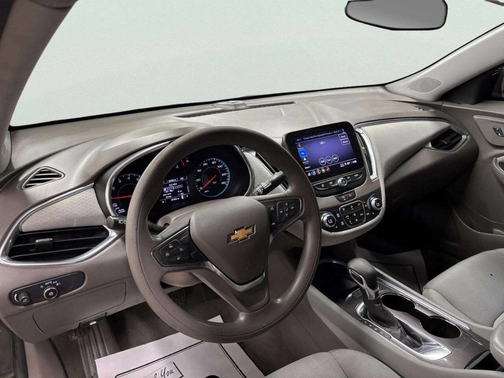 2021 Chevrolet Malibu 4dr Sedan LT - 23056012 - 12