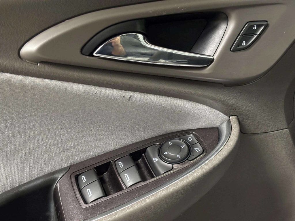 2021 Chevrolet Malibu 4dr Sedan LT - 23056012 - 28