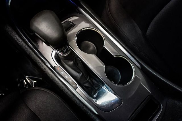 2021 Chevrolet Malibu 4dr Sedan LT - 23000165 - 21