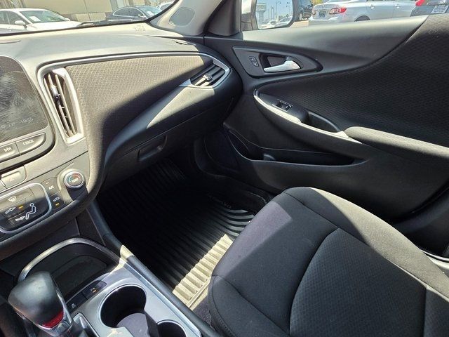 2021 Chevrolet Malibu 4dr Sedan RS - 22869871 - 33