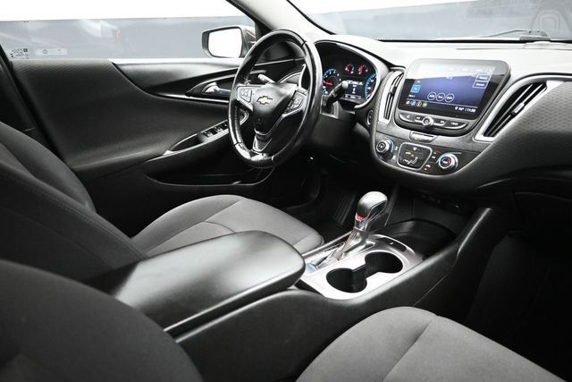 2021 Chevrolet Malibu 4dr Sedan RS - 23063669 - 12