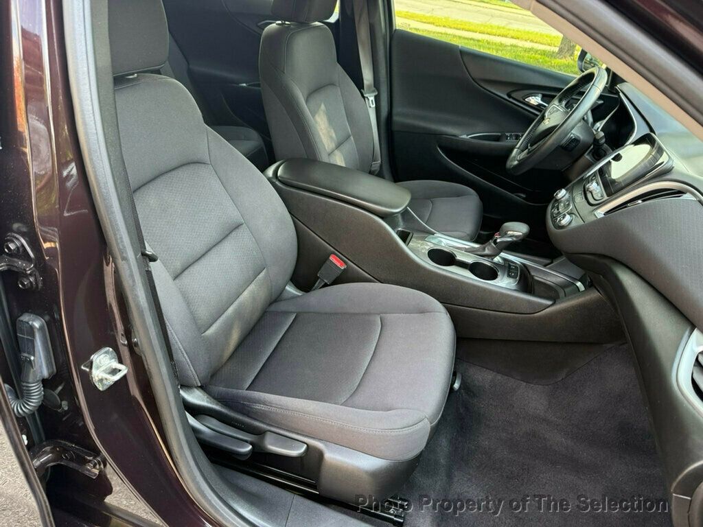 2021 Chevrolet Malibu RS photo 38