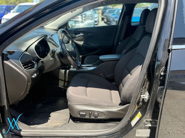 2021 Chevrolet Malibu LT Sedan 4D - 23055922 - 12