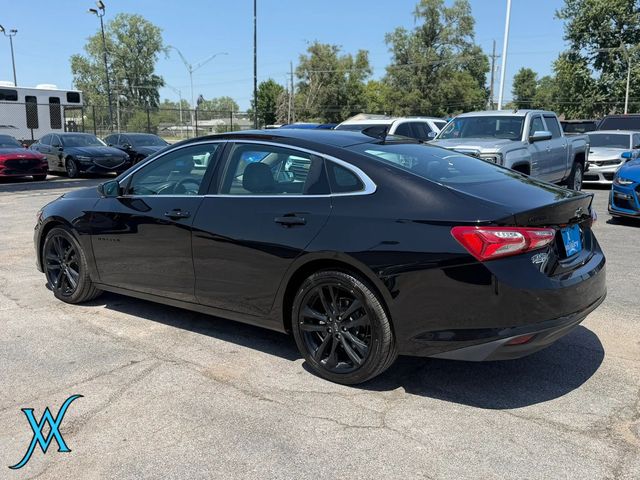 2021 Chevrolet Malibu LT Sedan 4D - 23055922 - 4