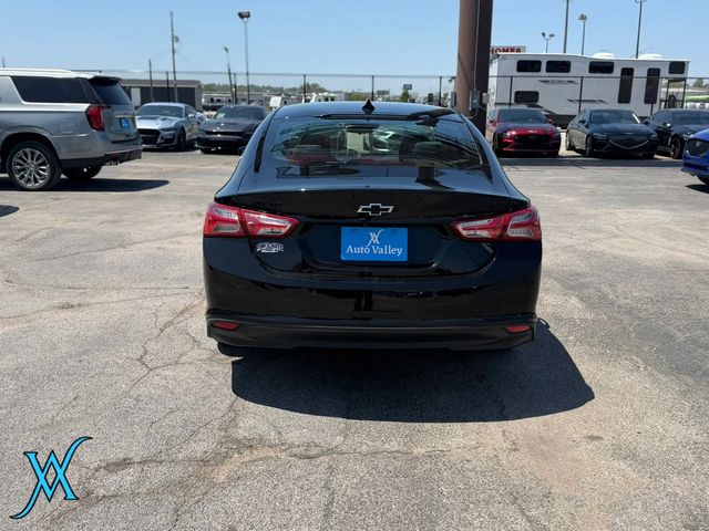2021 Chevrolet Malibu LT Sedan 4D - 23055922 - 5