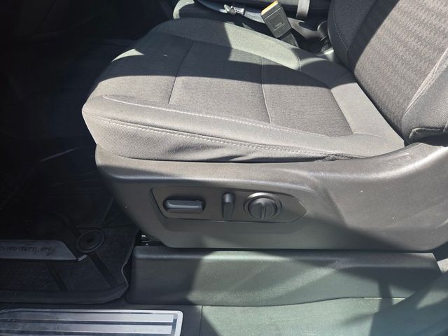 2021 Chevrolet Silverado 1500  - 23025246 - 13