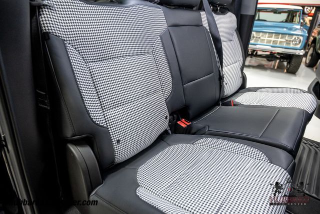 2021 Chevrolet Silverado 1500 2WD Crew Cab 147" Custom - 22969911 - 82