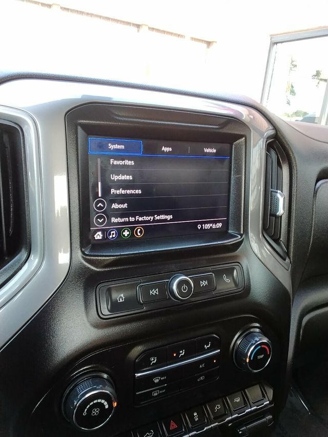 2021 Chevrolet Silverado 1500 2WD Crew Cab 147" Custom - 23040307 - 18