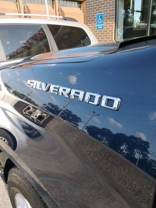 2021 Chevrolet Silverado 1500 2WD Crew Cab 147" Custom - 23040307 - 26