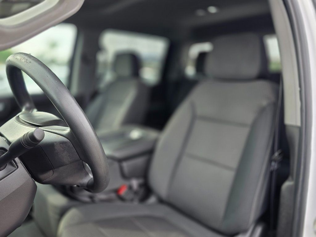 2021 Chevrolet Silverado 1500 2WD Crew Cab 147" Custom - 22981146 - 14