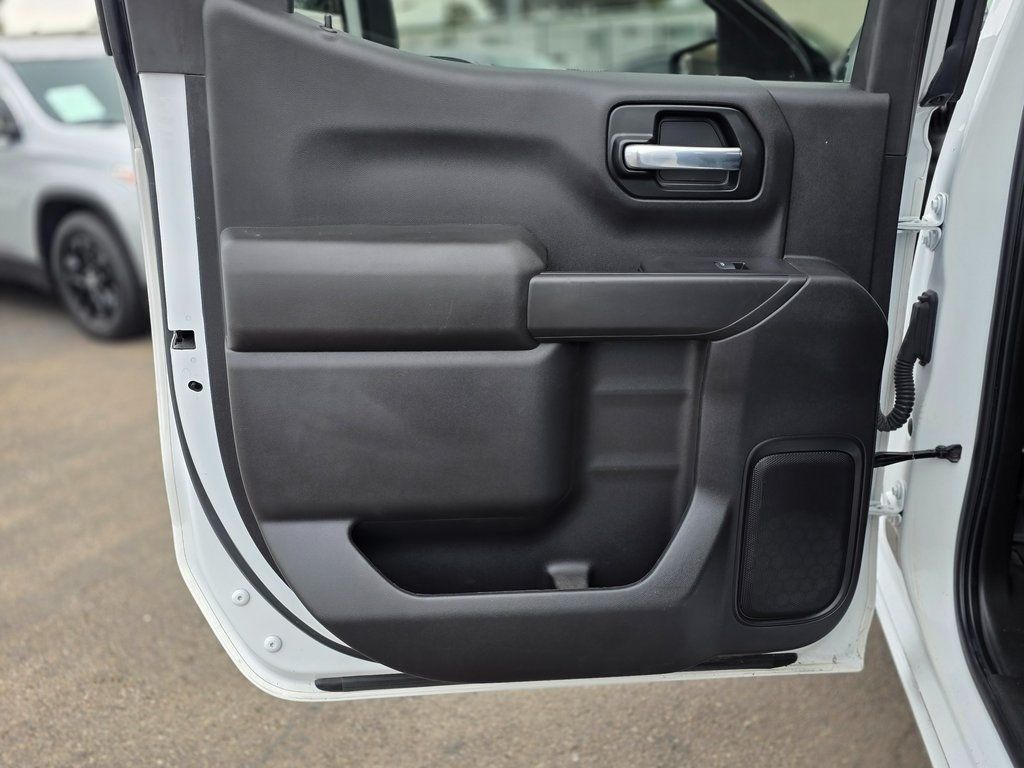 2021 Chevrolet Silverado 1500 2WD Crew Cab 147" Custom - 22981146 - 18