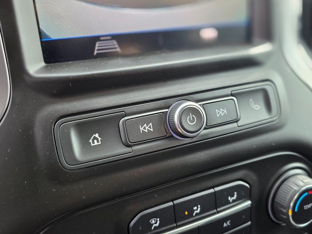 2021 Chevrolet Silverado 1500 2WD Crew Cab 147" Custom - 22981146 - 27