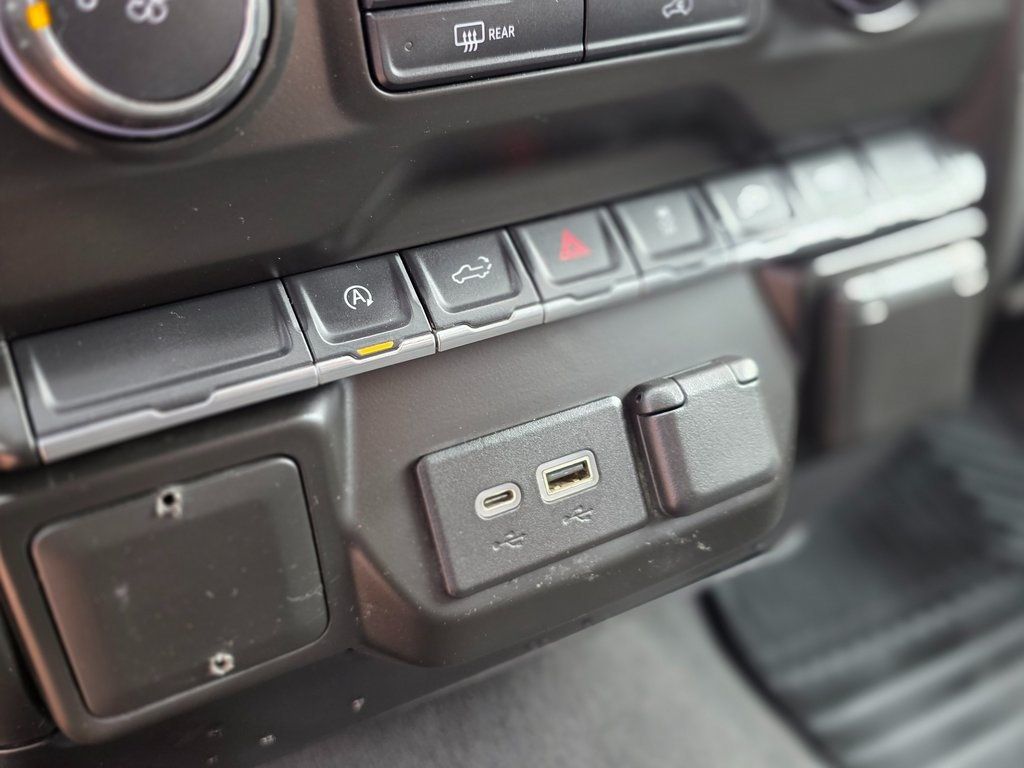 2021 Chevrolet Silverado 1500 2WD Crew Cab 147" Custom - 22981146 - 29