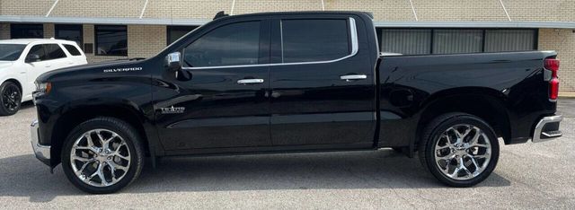 2021 Chevrolet Silverado 1500 2WD Crew Cab 147" LTZ - 22980680 - 3