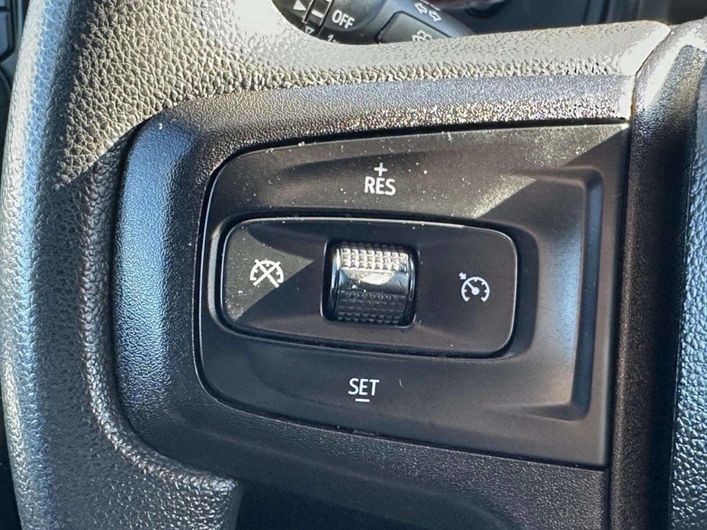 2021 Chevrolet Silverado 1500 2WD Double Cab 147" Custom - 22979989 - 28